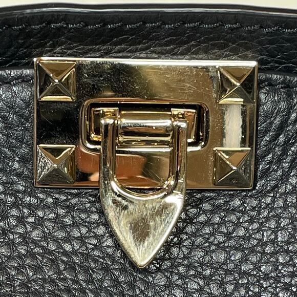 Valentino Garavani Medium Grainy Calfskin Rockstud Bag Black - Picture 7 of 12